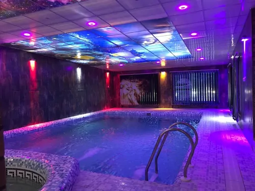 باغ استخردار سرپوشیده آبگرم و جکوزی آرامش